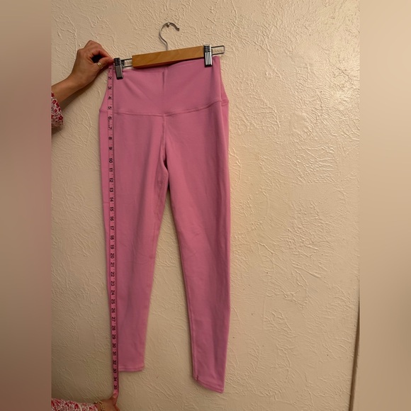 Alo Pink high waist airbrush Leggings - Picture 7 of 8